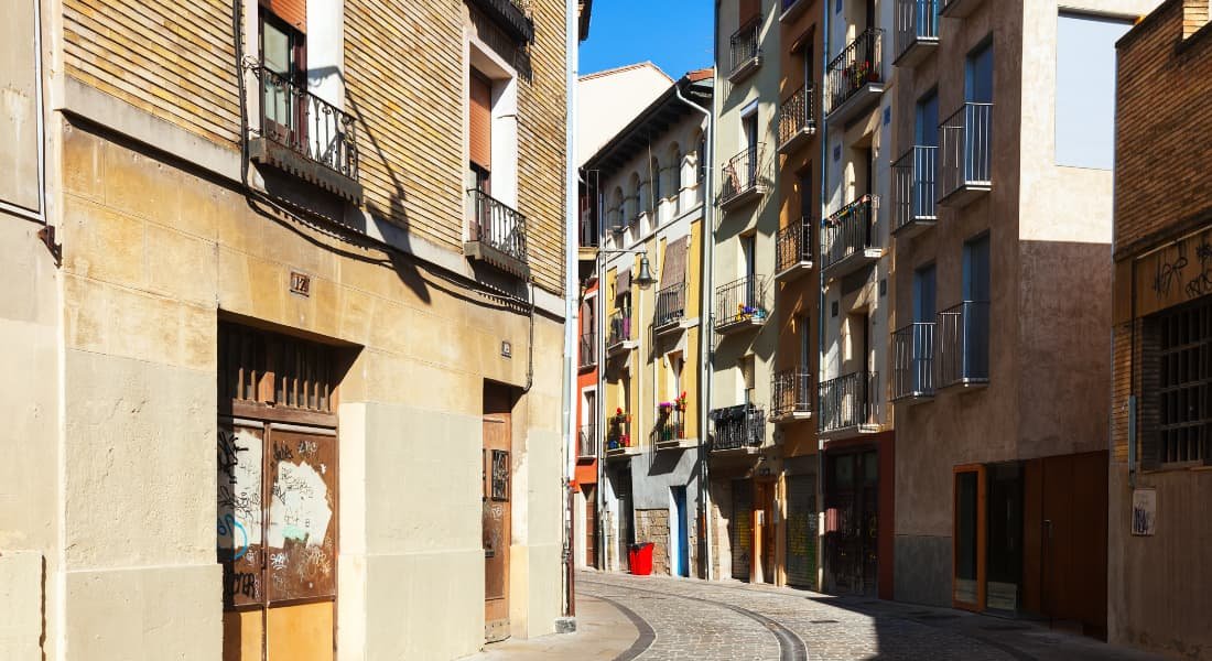 Reformas angulo ¿Cuánto cuesta reformar un piso en Pamplona? pisos reformados pamplona proyectos reformas pisos pamplona